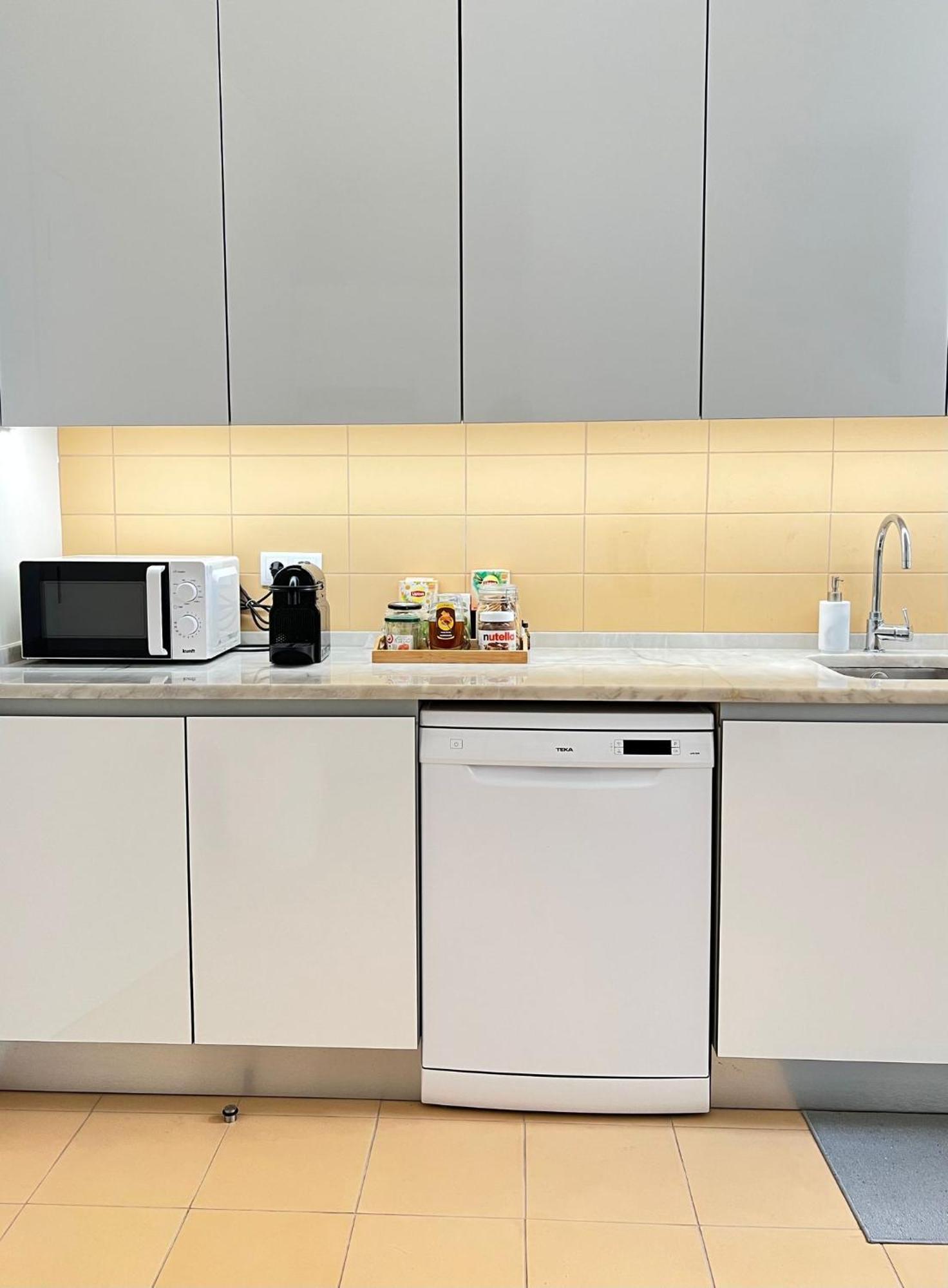 Cozy Room With Privative Bathroom On Rua Augusta Lisboa Ngoại thất bức ảnh